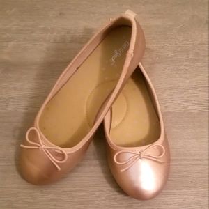 Girls rose gold color flats